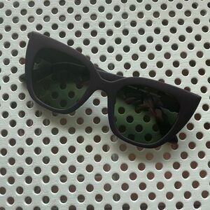 TOMS Sydney Matte Black Cat-Eye Sunglasses with Green Lenses